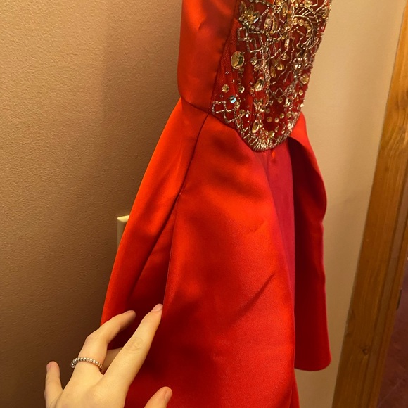 Say yes to the dress, red dress size 3/4 also known as size S - Picture 3 of 8